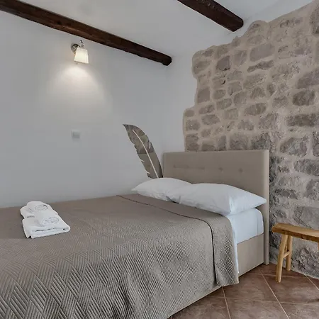 Stonehouse Luma - Makarska Exklusiv Ferienhaus *